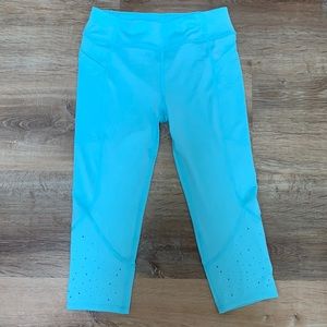 All in motion - laser cut girls Capri leggings